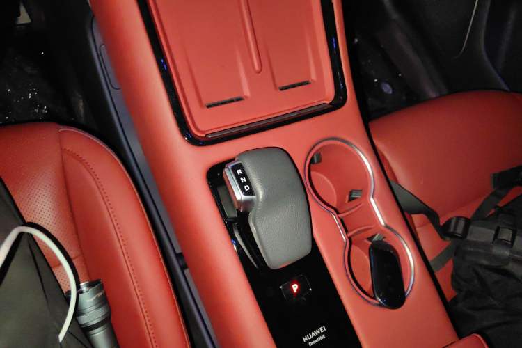 Used Hima AITO M5 2024 Extended-Range Max Rear-Wheel Drive Advanced Intelligent Driving Version