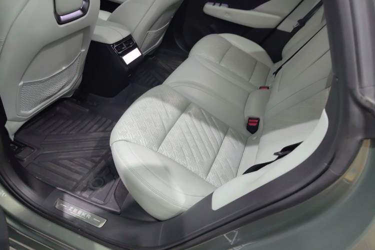 Used Zeekr 001 2024 WE Edition 95 kWh All-Wheel Drive Left Rear Seat