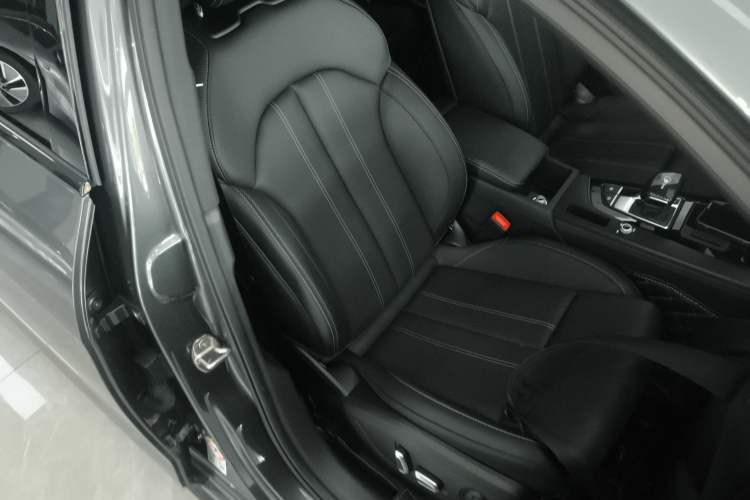 Used Audi A4L 2024 40 TFSI Luxury Dynamic Edition