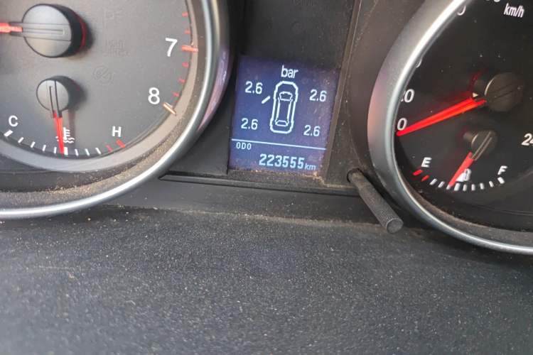 Used Haval H6 2015 Upgraded Model 1.5T Manual Two-Wheel Drive Elite Version