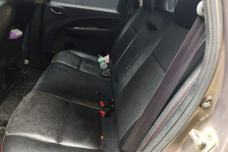 Used FORTHING Joyear X5 2013 1.6L Manual Luxury Model China IV Standard