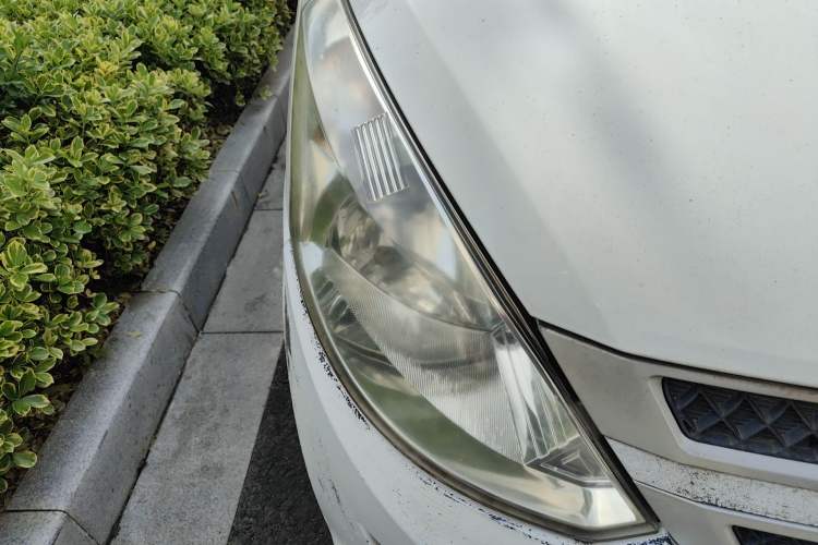 Used Wuling Rongguang V 2015 1.2L Base Version
