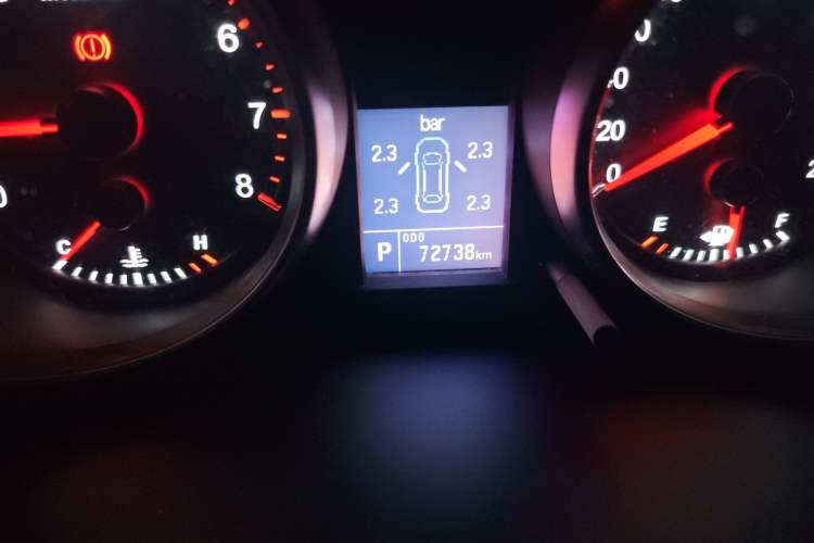 Used Haval H6 2016 Upgraded Model 1.5T Automatic Two-Wheel Drive Elite Version
