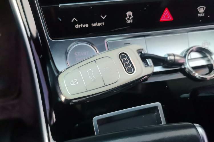 Used Audi A8 2019 Plus A8L 50 TFSI quattro Comfort Model