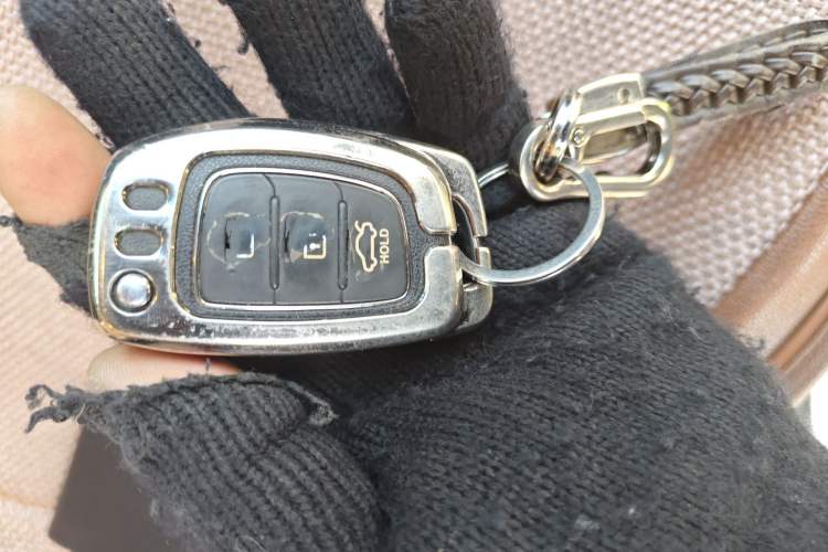 Used Hyundai Elantra (5th Generation / Langdong) 2016 1.6L Automatic Smart Version Vehicle Key