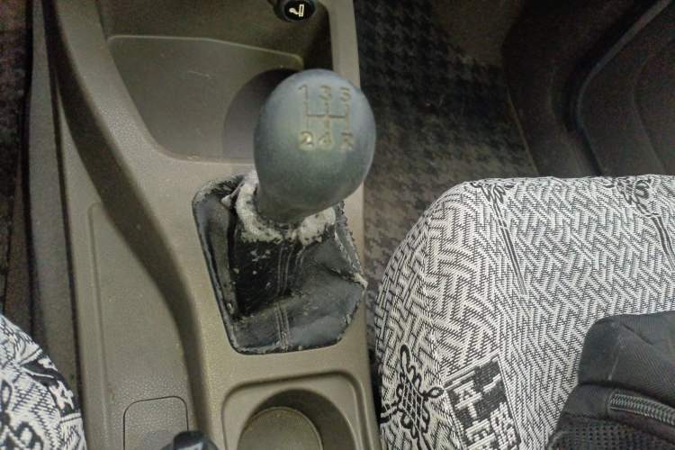 Used Wuling Rongguang V 2019 1.5L Van - Utility Model
