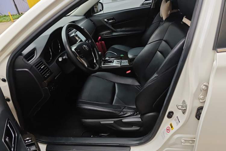 Used Toyota Reiz 2013 2.5S Elite Edition Left Front Seat