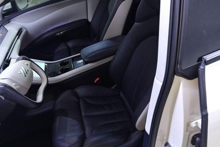 Used IM LS7 2023 77 kWh Urban Fit Rear-Wheel Drive