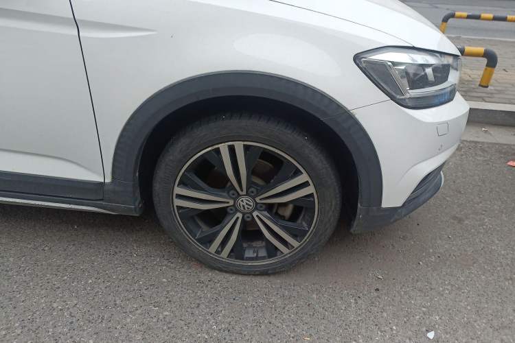 Used Volkswagen Touran 2021 Volkswagen Touran L 280TSI DSG Boundary Edition 7-Seater