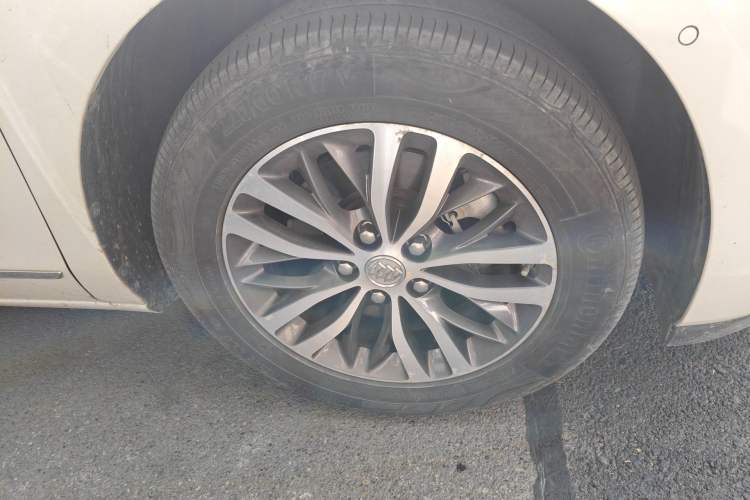 Used Buick GL8 2017 ES 28T Flagship Model China V Standard
