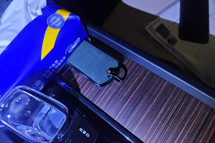 Used Volvo XC60 New Energy 2022 T8 Plug-in Hybrid All-Wheel Drive Smart Luxury Edition
