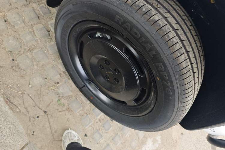 Used iCAR V23 2026 Model 401 Two-Wheel Drive Super Sports Edition Right Front Wheel Hub