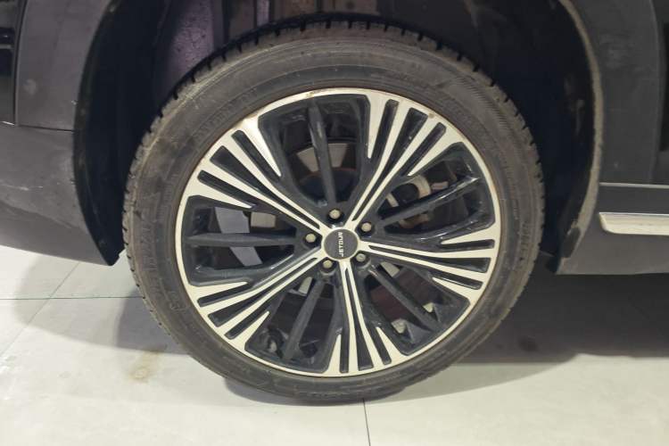 Used JETOUR X90 2020 1.6T DCT Shadow Edition 5 Seats Right Rear Wheel Hub