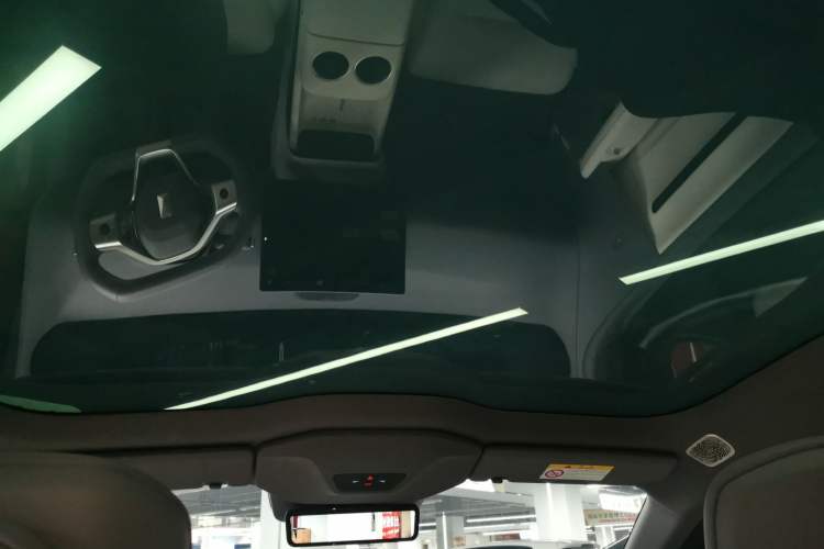 Used Avatr 06 2025 Pro Range-Extended Edition
