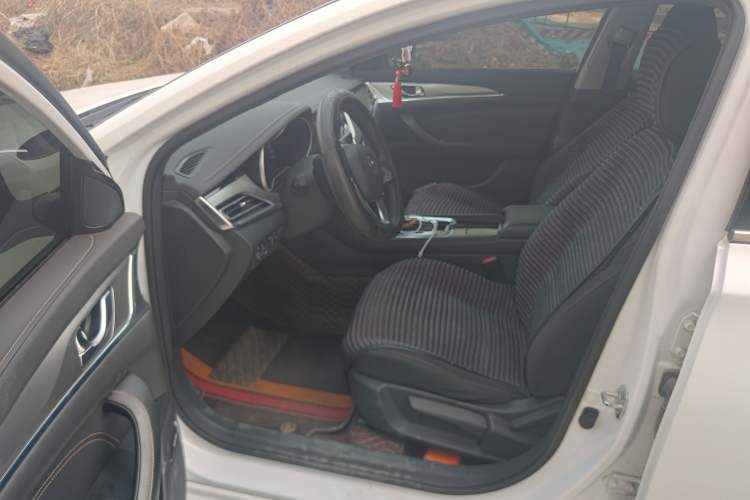 Used CHANGAN Eado 2018 High-Energy Edition 1.6L GDI Automatic RuiFeng Model China V Standard Driver Seat