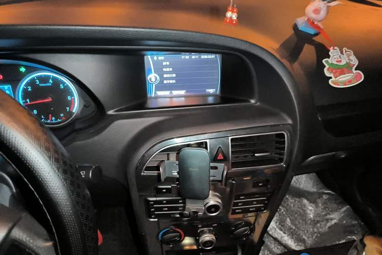 Used Brilliance V5 2014 1.5T Automatic Two-Wheel Drive Sport Model
