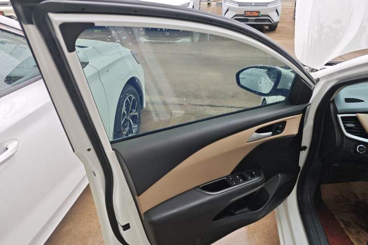 Used Chevrolet Monza 2021 320 Automatic Enjoyment Sunroof Edition