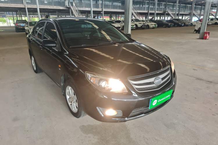 Used BYD L3 2015 Energy-Efficient Model 1.5L Manual Comfort Edition Front Right 45 Deg
