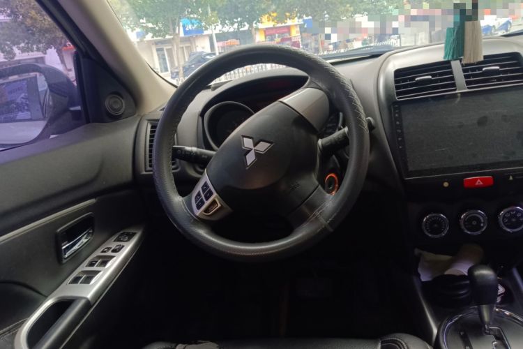 Used Mitsubishi ASX 2016 2.0L CVT Two-Wheel Drive Excellence Edition Steering Wheel