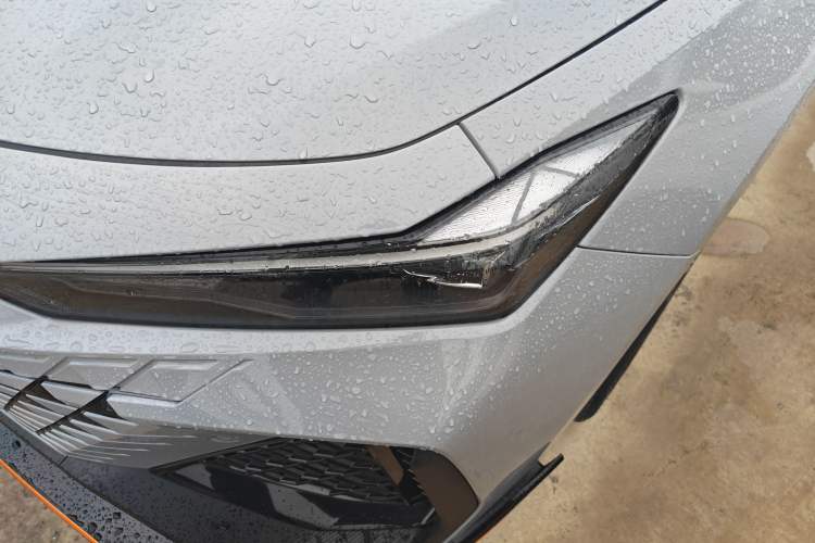 Used CHANGAN UNI-V 2023 2.0T Sport Edition Left Front Headlight