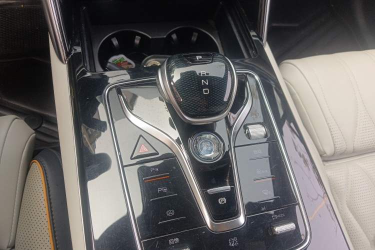 Used BYD Tang New Energy 2022 EV 635 km All-Wheel-Drive Flagship Model Gear Lever