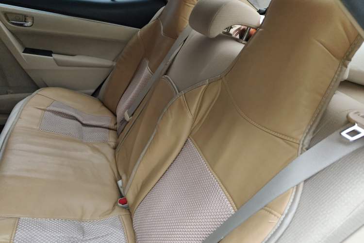 Used Toyota Corolla 2014 1.6L Manual GL-i
