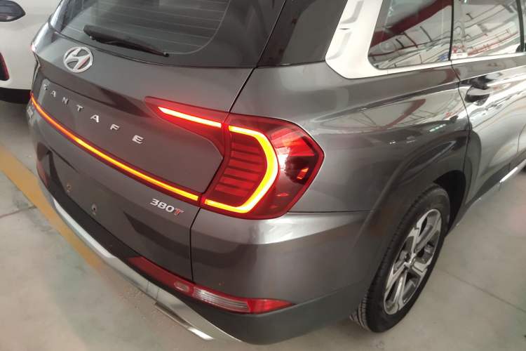 Used Hyundai Santa Fe 2020 380 TGDi Automatic Two-Wheel Drive GLS Luxury Edition