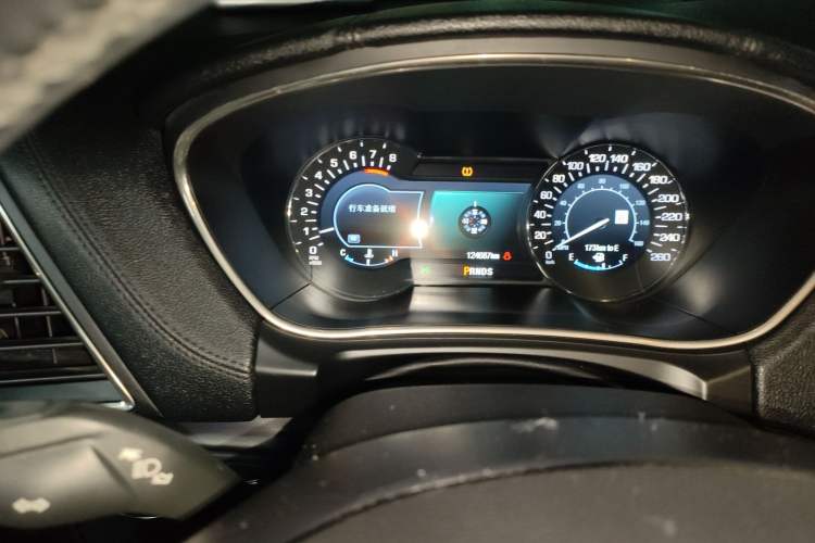 Used Lincoln MKX 2015 2.0T Two-Wheel Drive Deluxe Edition