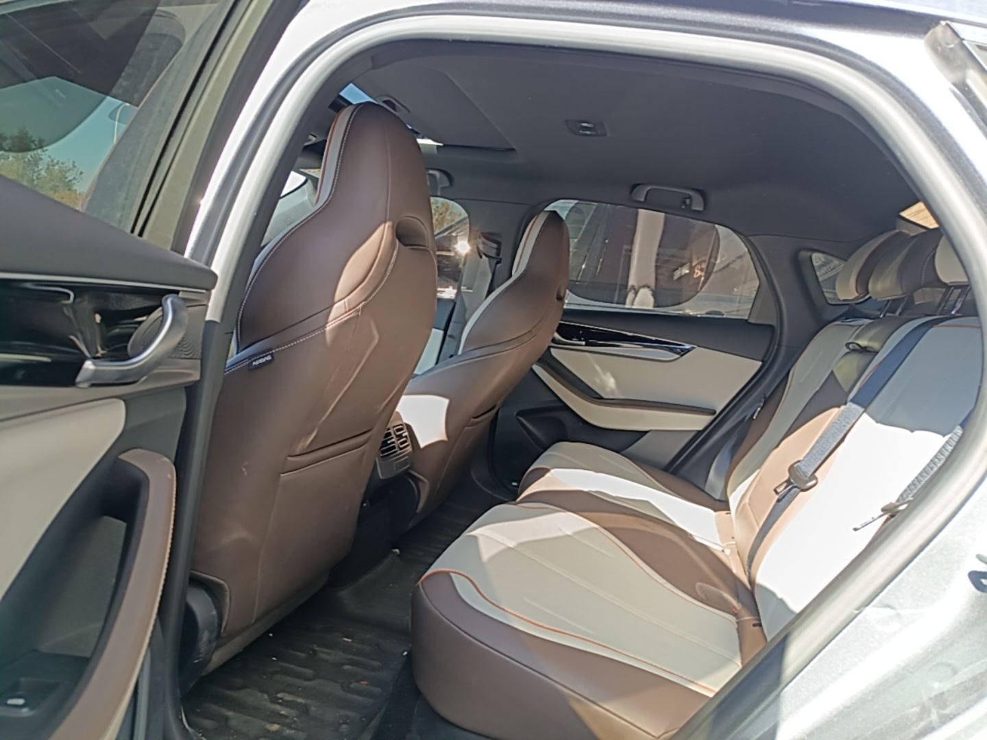 BYD Qin PLUS 2024 HONOR Edition DM-i 55KM Beyond Model — снимка 20