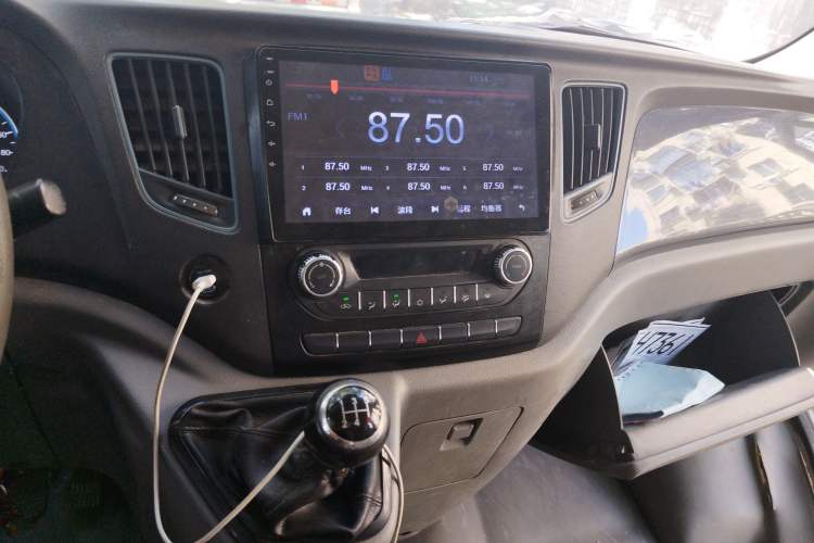 Used Foton Toano 2017 2.5T Restyled E Commercial Version Short Wheelbase 4J25TC3 Audio And AC Panel