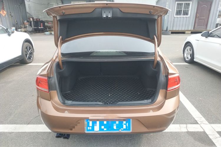 Used Volkswagen Lamando 2017 230TSI DSG Fashion Edition