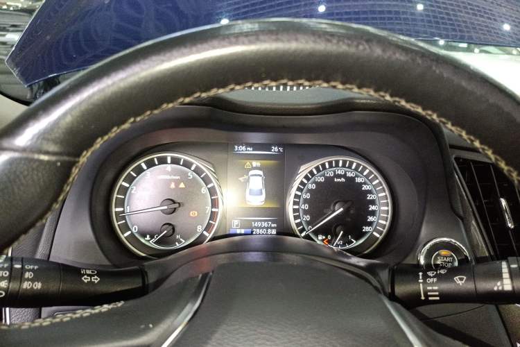 Used Infiniti Q50L 2018 2.0T Comfort Edition China VI Standard Instrument Cluster