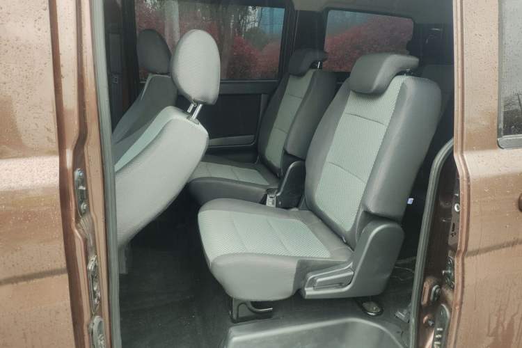 Used CHANGAN KAICHENG Ounuo S 2023 1.5L Deluxe Edition Dual-Steaming Air-Conditioned Passenger Van JL473QG 7 Seats Left Rear Seat