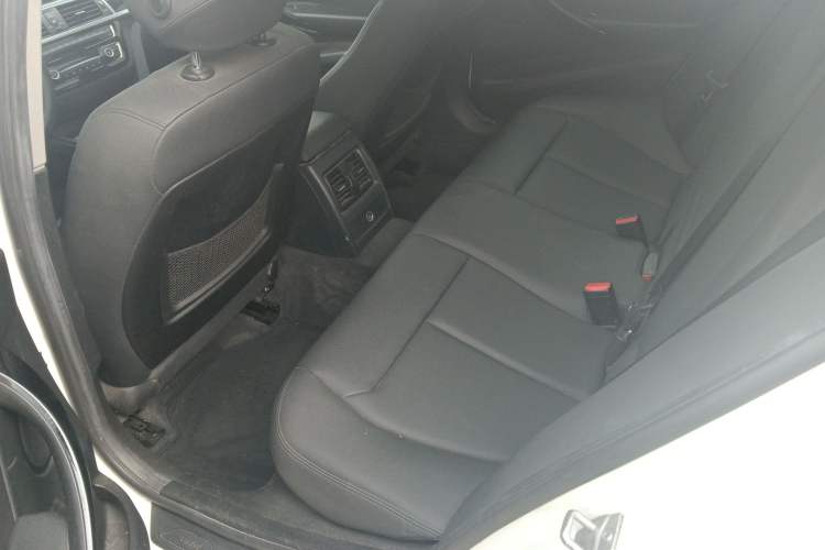 Used BMW 3 Series 2016 316i Fashion Model
