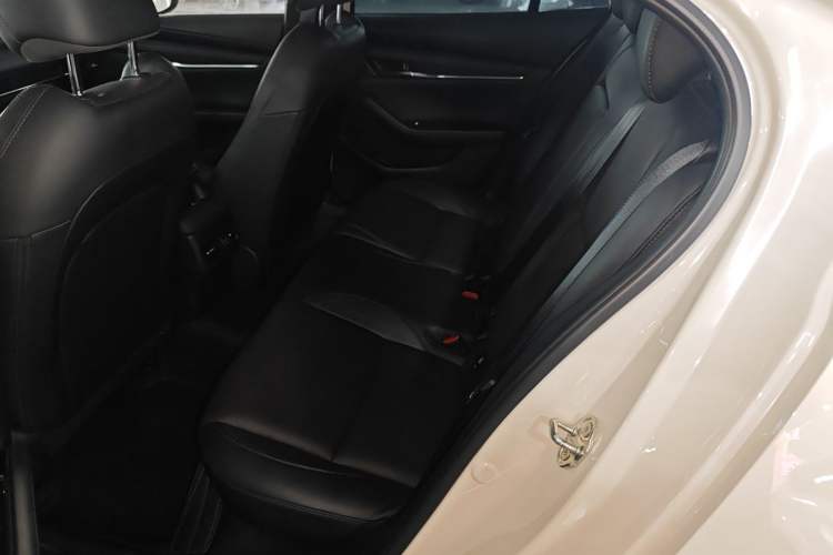 Used Mazda 3 Axela 2023 2.0L Automatic Zhiya Edition Left Rear Seat
