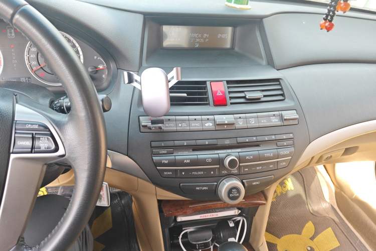 Used Honda Accord 2012 2.0L SE Audio And AC Panel