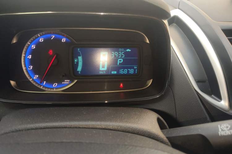 Used Chevrolet Trax 2016 1.4T Automatic Two-Wheel Drive Comfort Version with Sunroof