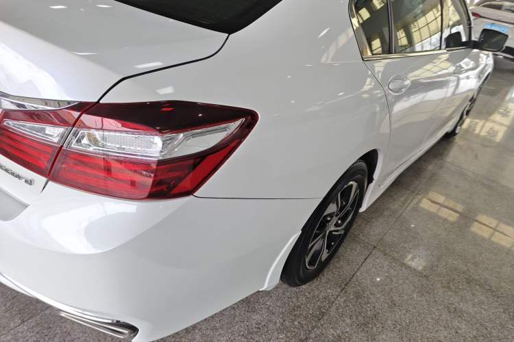 Used Honda Accord 2016 2.0L Elite Edition
