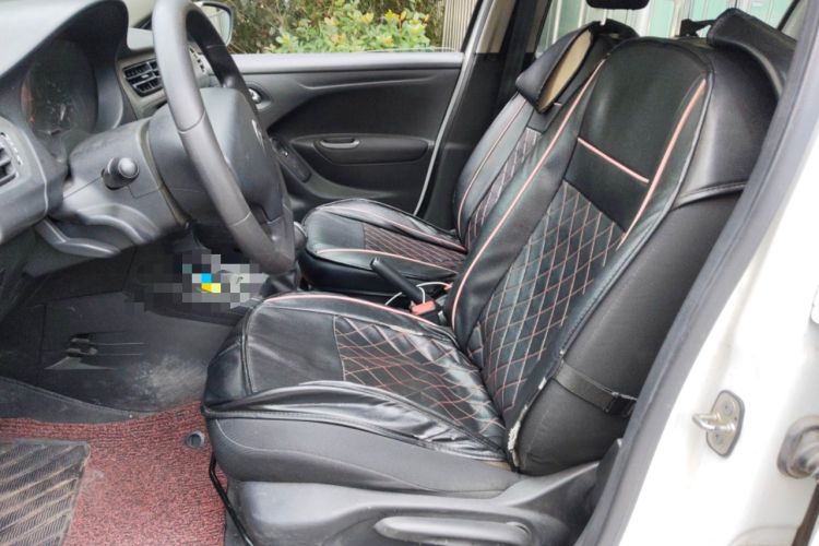 Used Citroen Elysee 2015 Zhishang Edition 1.6L Manual Fashion Model Left Front Seat