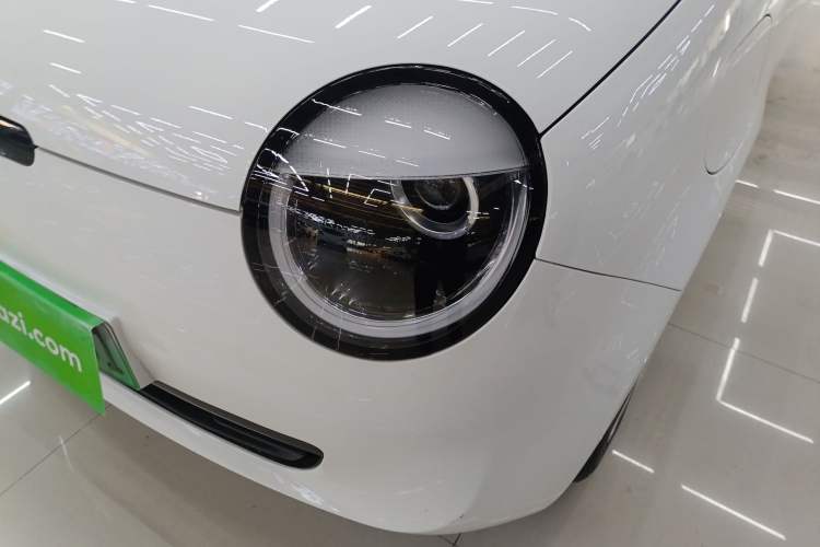 Used CHANGAN NEVO Lumin 2022 155 km – Refreshingly Sweet Edition Left Front Headlight