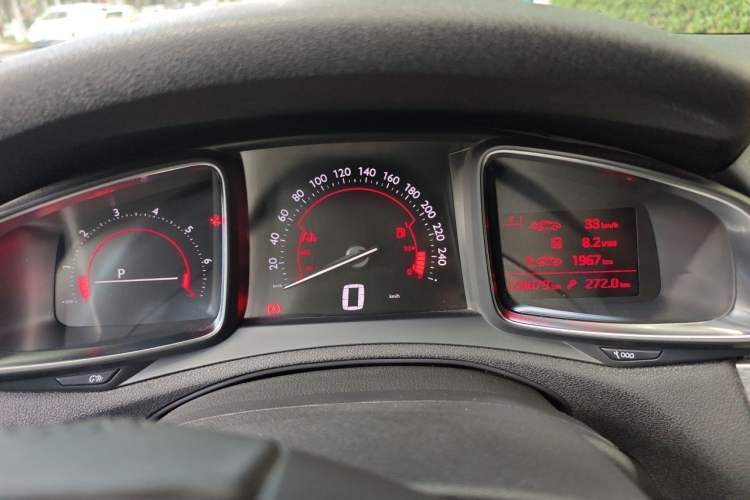 Used DS 4S 2016 1.8T Automatic Smart Edition THP200

