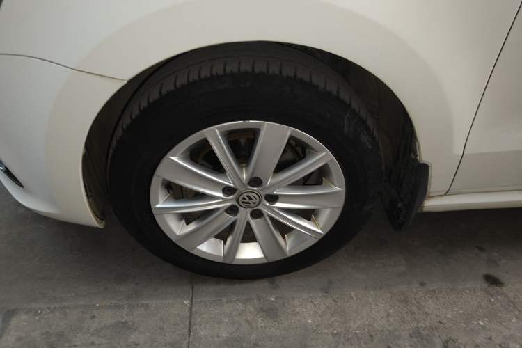 Used Volkswagen Polo 2014 1.6L Automatic Comfort Edition
