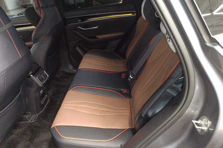 Used BYD Song PLUS New Energy 2021 DM-i 100KM Four-Wheel Drive Flagship PLUS