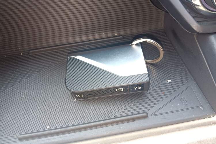 Used Lynk & Co 05 2023 2.0TD Two-Wheel Drive Shine Halo