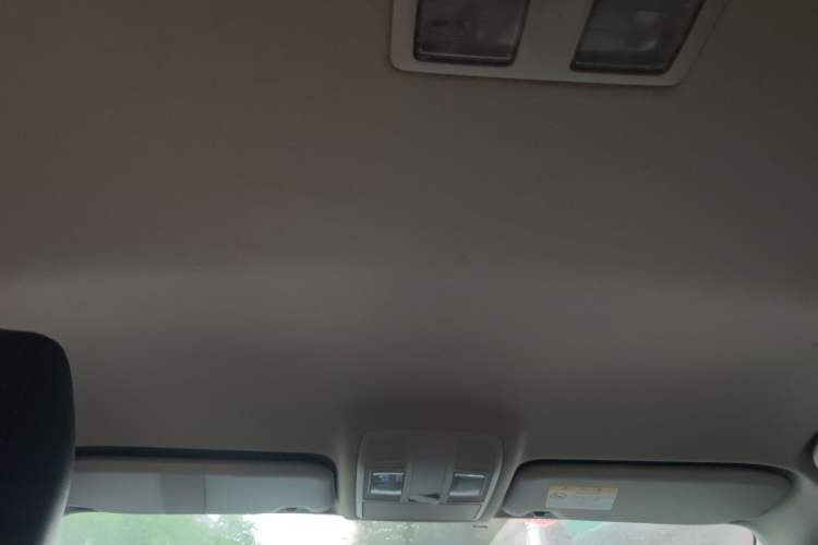 Used Mazda CX-5 2013 2.0L Manual Two-Wheel Drive Comfort Version Headliner