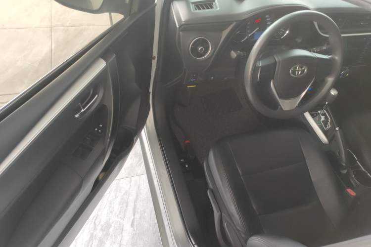 Used Toyota Corolla 2017 Revised Version 1.2T S-CVT GL Driver Seat