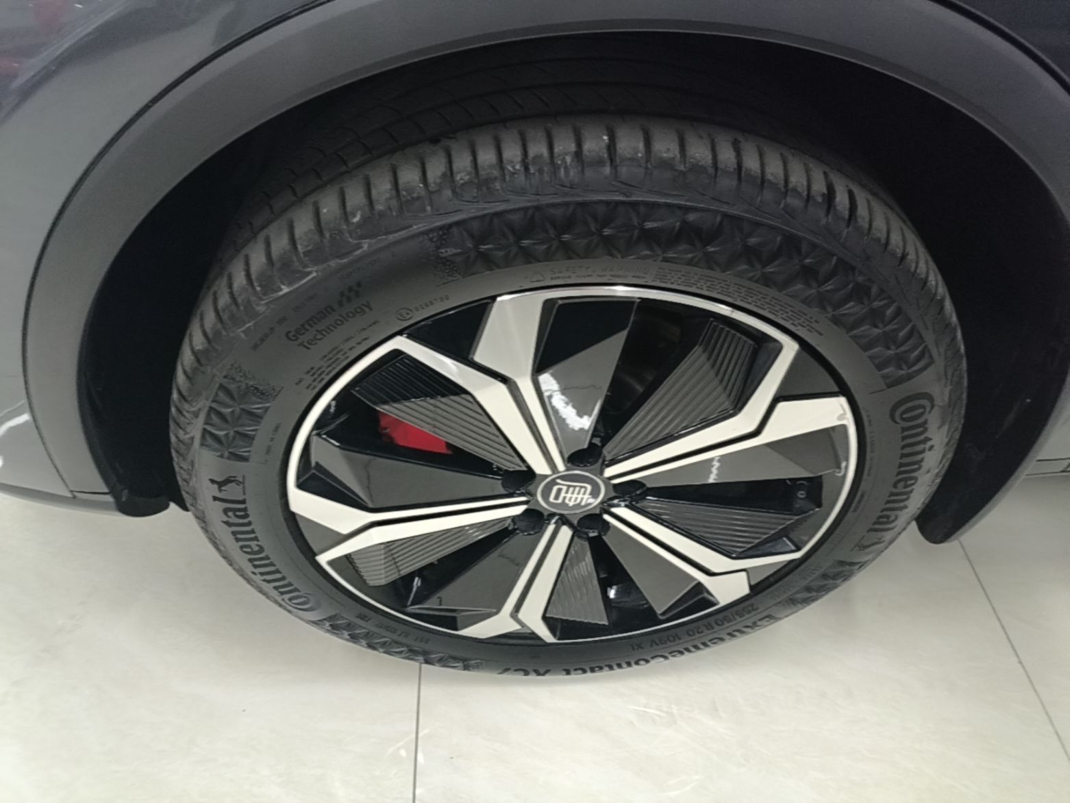 BYD Tang New Energy 2024 EV Glory Edition 600KM Premium Model — снимка 10