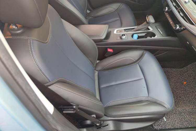 Used Buick Velite 6 2022 Connected Fashion PLUS