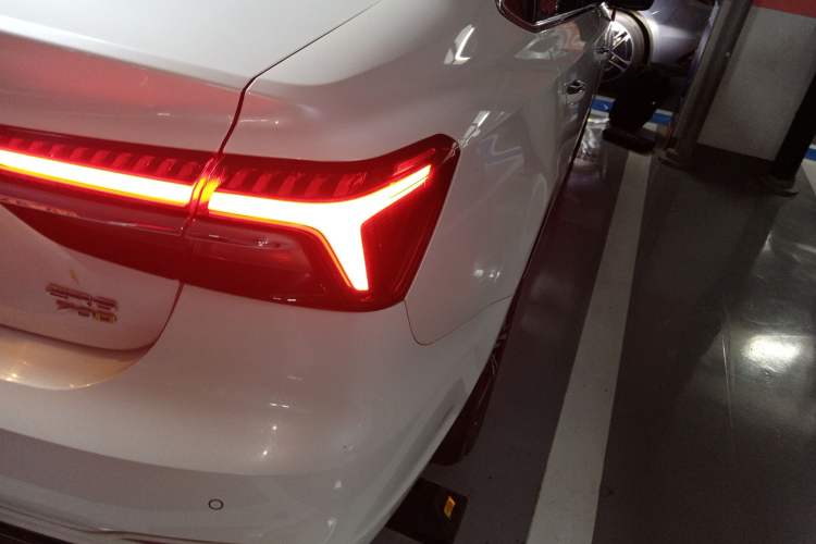 Used Rising ER6 2020 620 km Smart Drive Version