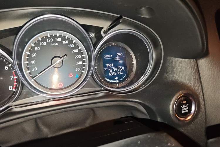 Used Mazda CX-5 2014 2.0L Automatic Two-Wheel Drive Urban Version
